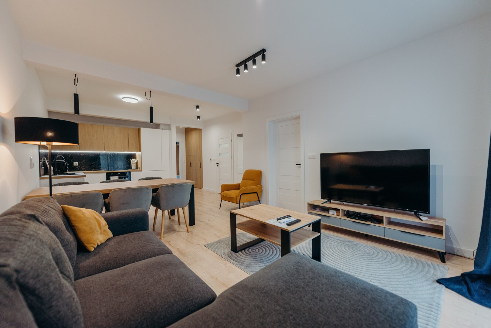 Apartament z ogr&oacute;dkiem H2